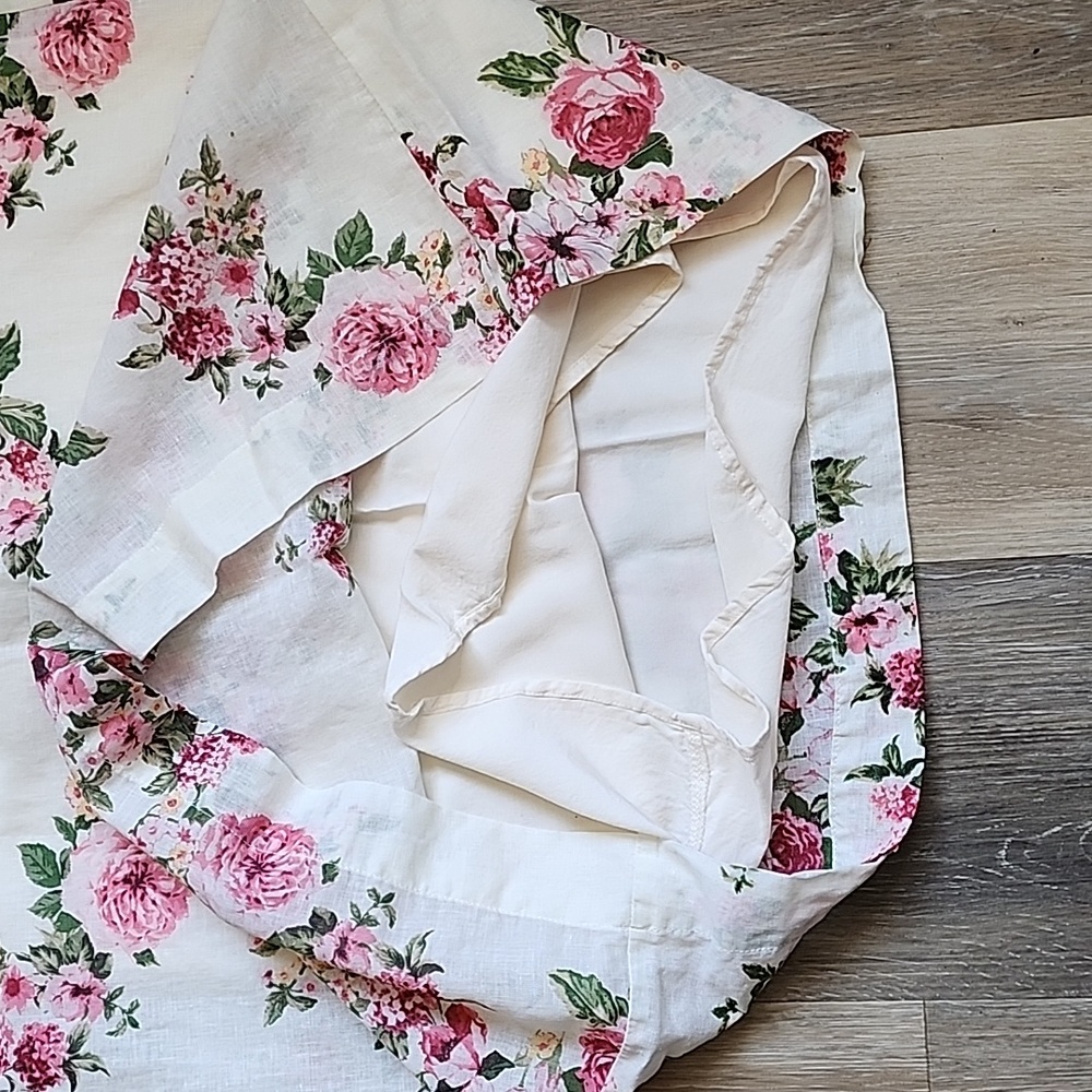 Vici Floral Mini Dress - White and Pink - Picture 9 of 13